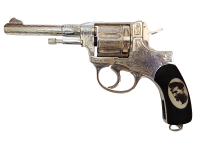 Серебряный револьвер