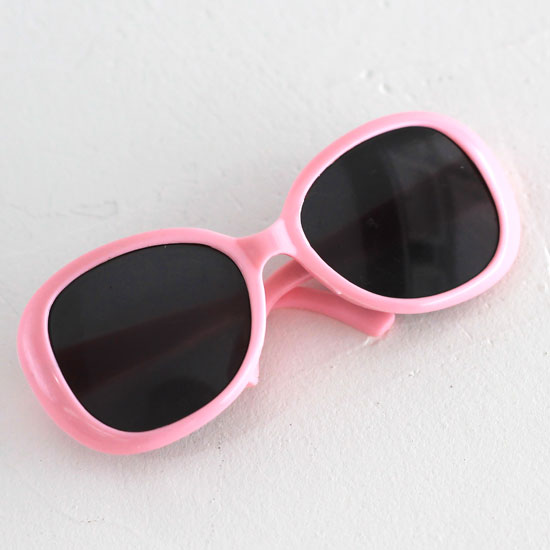 Кукольный аксессуар - очки солнцезащитные розовые, 8 см