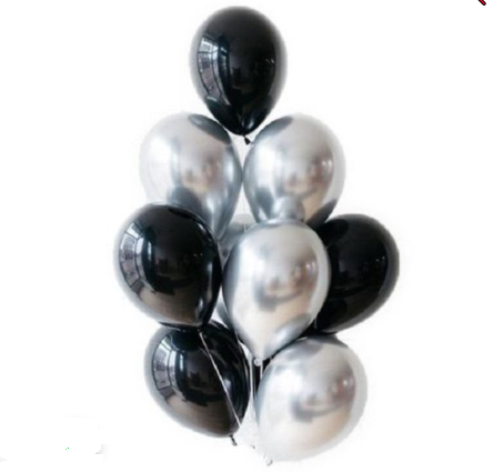 Фонтан черных и серебряных хромированных шаров