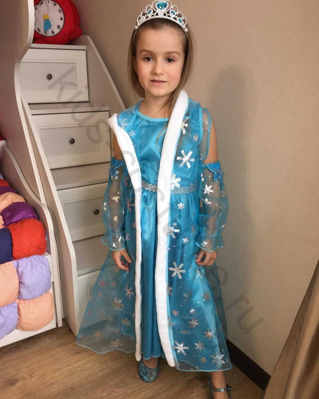 Зимнее платье принцессы Эльзы  (Снежной королевы) с накидкой **MAGIC**