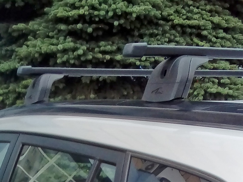 Багажник на крышу Suzuki Grand Vitara, Lux, стальные прямоугольные дуги на интегрированные рейлинги