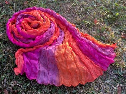 Малиновый с оранжевым индийский шелковый шарф. Купить в Москве, интернет магазин