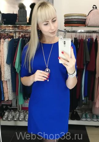 Платье прямого кроя с украшением в комплекте цвет синий