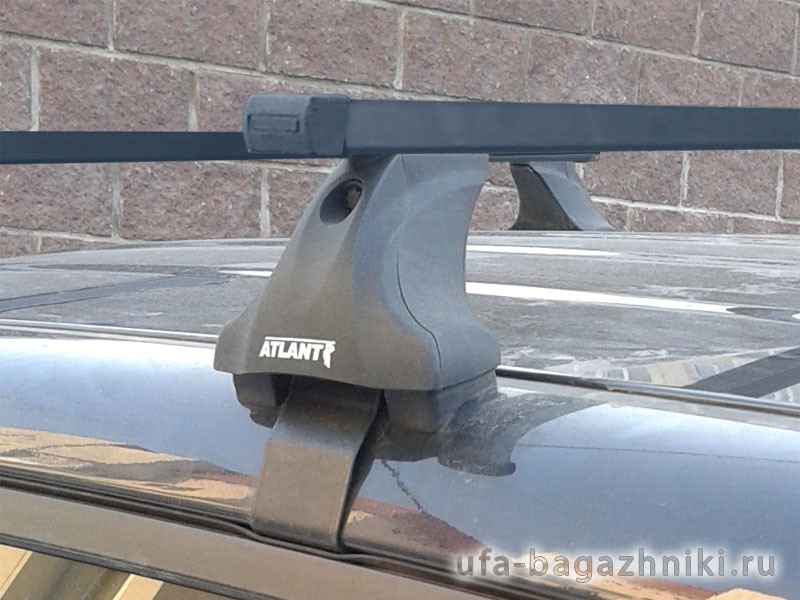 Багажник на крышу Hyundai Creta 2016-... без рейлингов, Атлант, стальные прямоугольные дуги (в пластике)