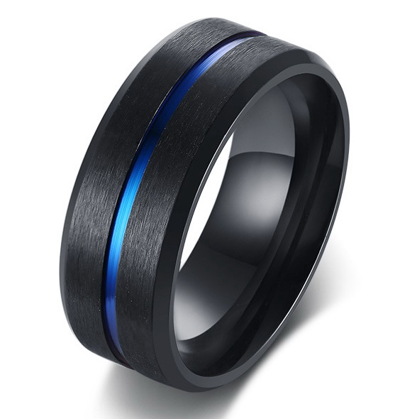 Черное титановое кольцо