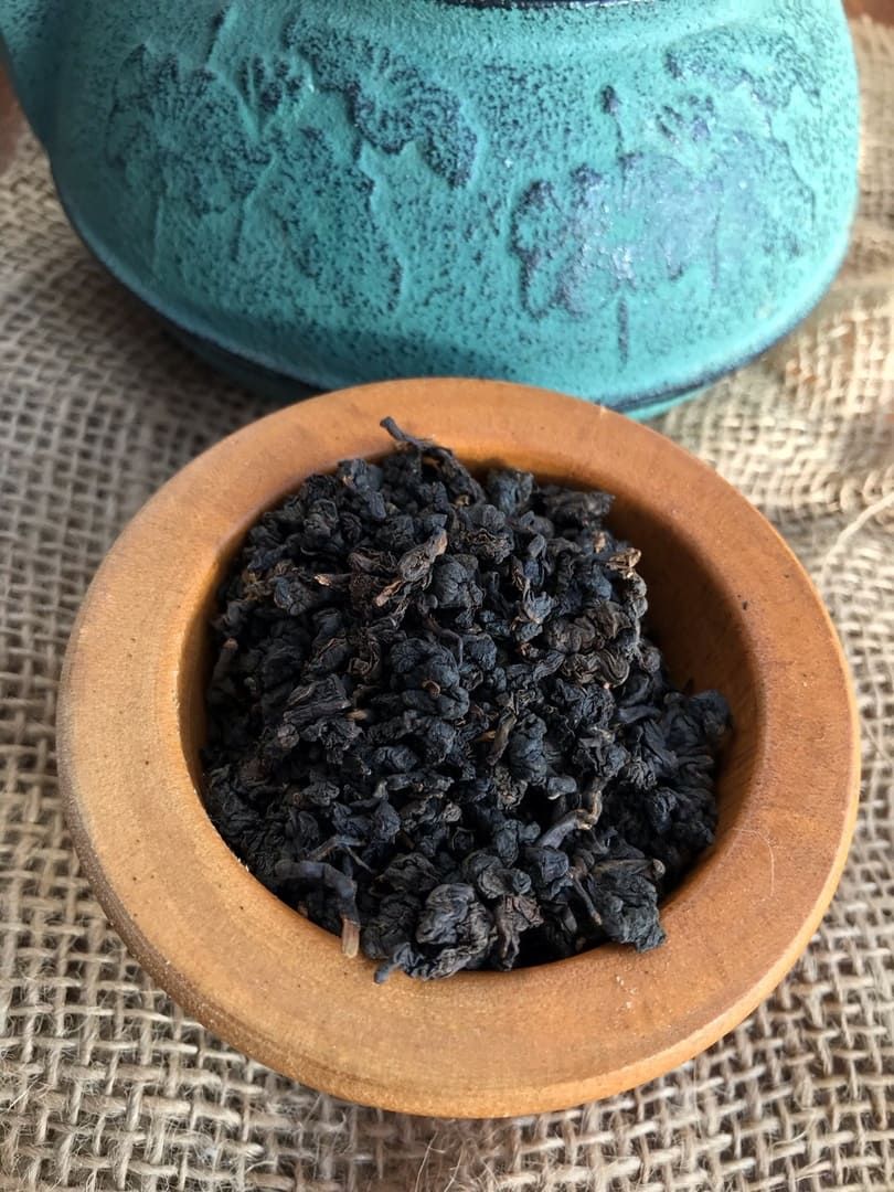 Чай черный с клубникой, 50 грамм, Вьетнам