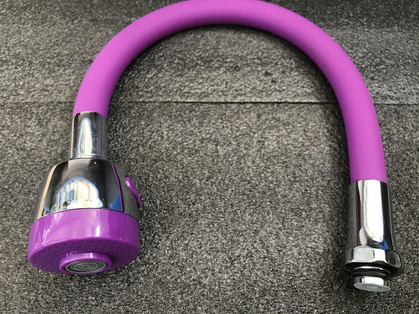 Гибкий излив для смесителя Vaserzberg VS-1P (фиолетовый)