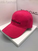 Розовая бейсболка Balenciaga (Кристобаль Баленсиага)