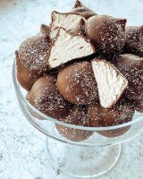 Зефирные бомбы в шоколаде (Ксения Нохрина)