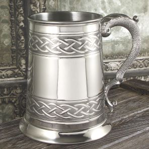 Английский Танкард (пивная кружка) -Кельтская Вязь -1 Pint Embossed Celtic Band Tankard