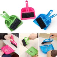 Набор мини-метёлка и совочек MINI DUSTPAN SET