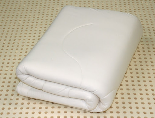 Одеяло из латекса 210*180 см