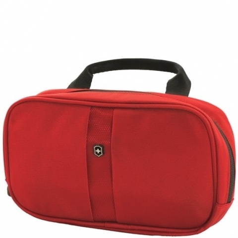 Несессер Victorinox Lifestyle Accessories 4.0 Overmight Essentials Kit, красный, 23x4x13 см