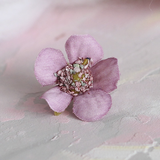Цветок тканевый Ромашка розовая 2 см