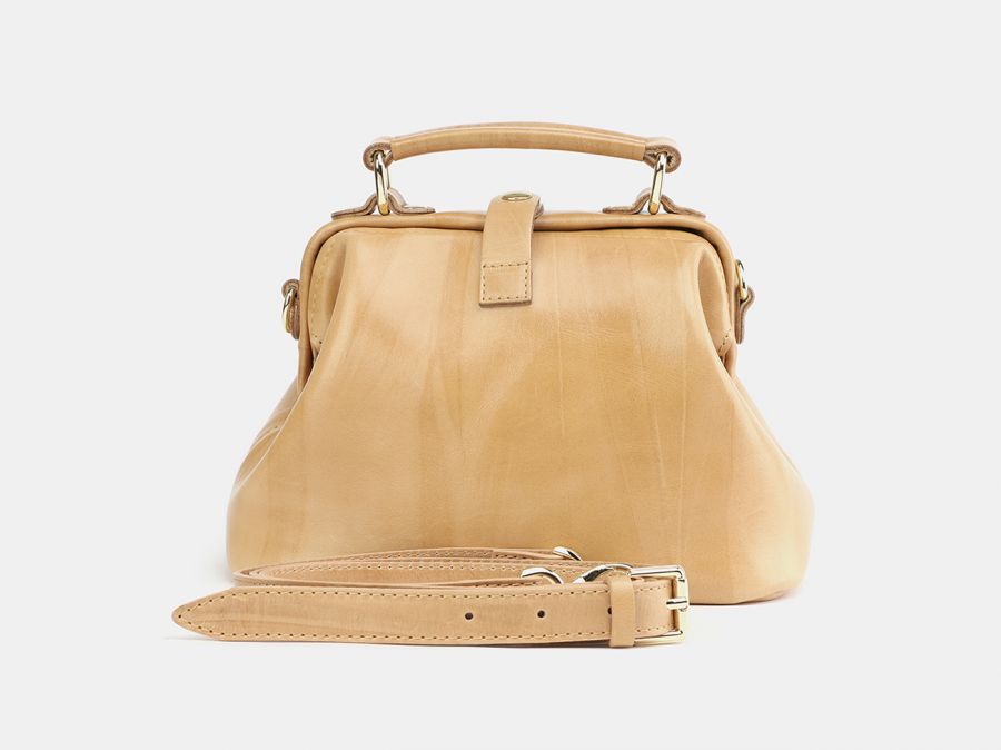 Женская сумка-саквояж из натуральной кожи Alexander-TS "W0013 Beige"