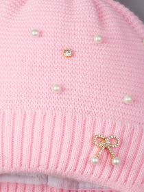 РБ 00-0022024 Шапка вязаная для девочки с бубоном на завязках, на отвороте бантик с бусинками, светло-розовый