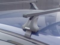Багажник на крышу Hyundai i40, 2011-2015, Атлант, стальные прямоугольные дуги (в пластике)