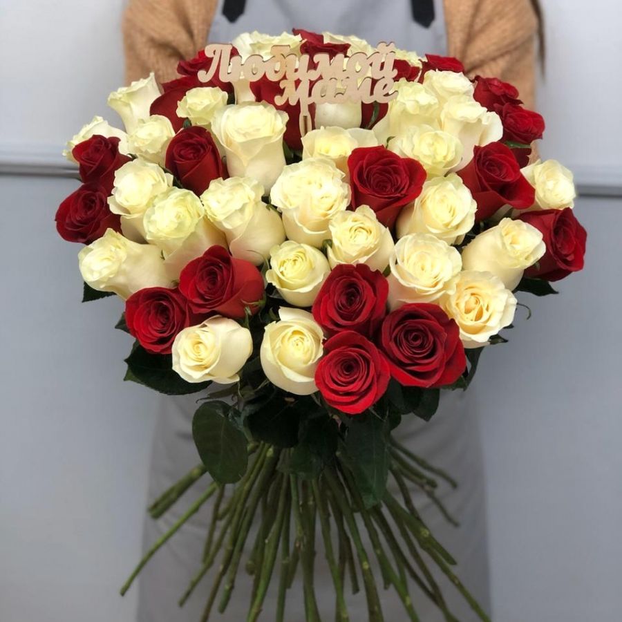 51 роза Эквадор 70 см