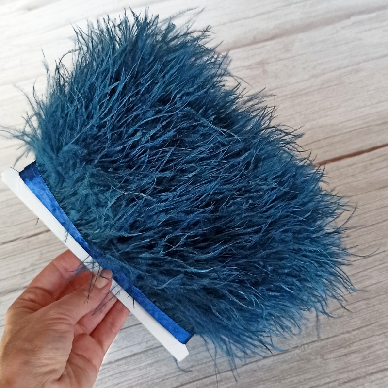 Перья синие страуса на ленте для шитья и рукоделия, арт PS051, длина пера 7-11 см