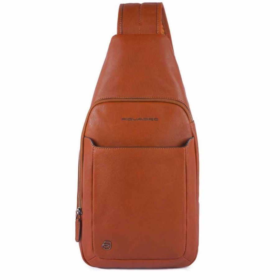 Сумка-рюкзак с одной лямкой Piquadro CA4827B3/AR оранжевый