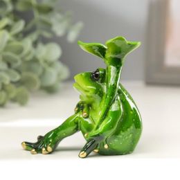 Сувенир "Лягушка с листочком"