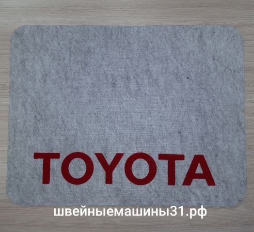 Коврик Toyota.    Цена 550 руб