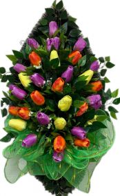 Фото Ритуальный венок из искусственных цветов - Элит #54 из тюльпанов и зелени