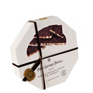 Туррон круглый из темного шоколада в деревянной коробке 300 г Испания Pablo Garrigos Premium Torta de Chocolate Fondant con Almendras