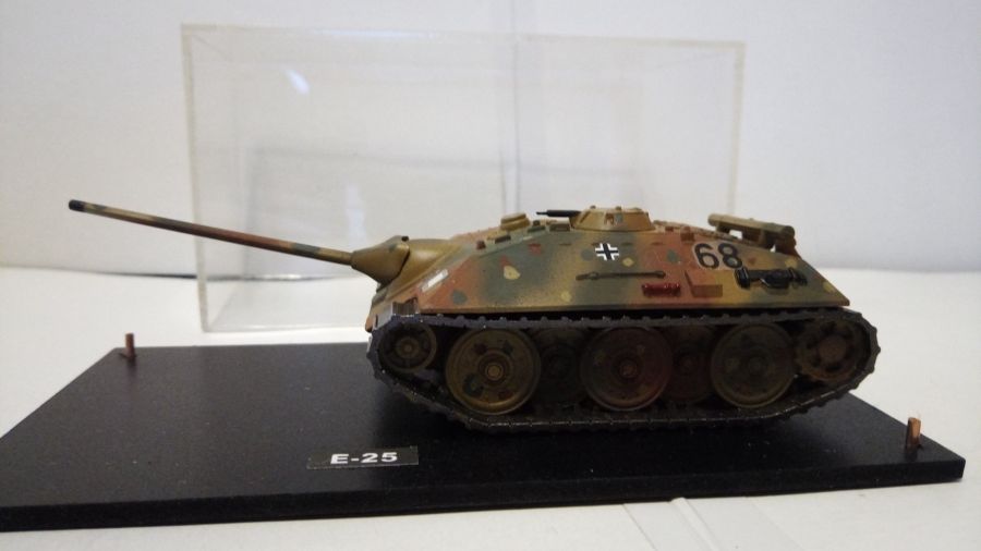 Jagdpanzer E-25 (1/72)