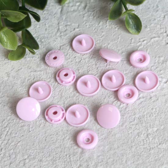 Кнопки пластиковые - Нежно-розовые, 12 мм