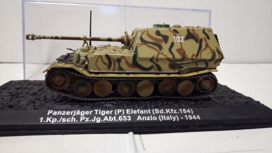Panzerjager Tiger(P) Elefant  Sd.Kfz. 184  в масштабе  1/72 (Altaya-Ixo)