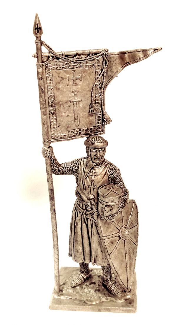 Фигурка Рыцарь Ордена Меченосцев 1202-1237 г. олово