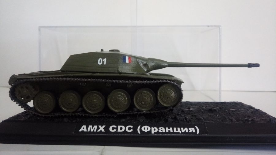 Французский  танк AMX CDC (1/72)