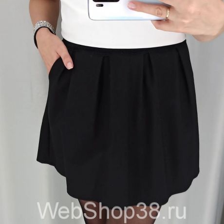 Черная юбка с кружевным поясом и карманами