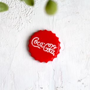 Кукольная миниатюра - Кабошон крышка Coca-Cola, 2.6 см
