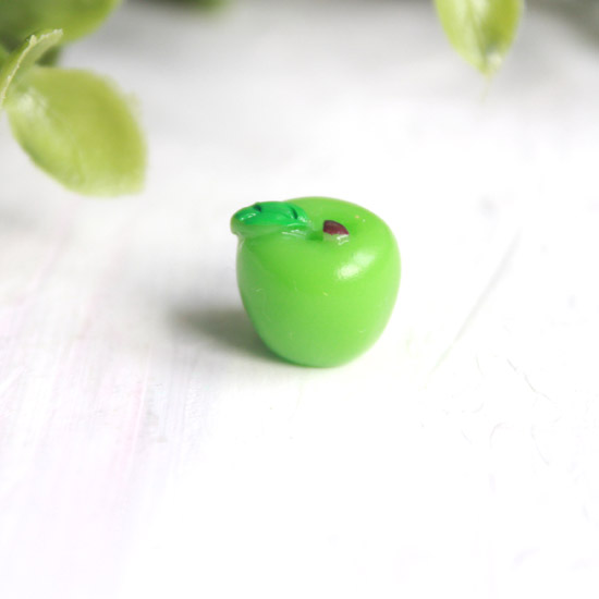 Аксессуар для кукол - Яблоко зеленое, 1 см.