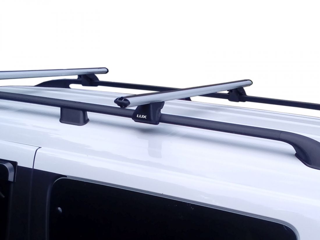 Багажник на рейлинги Лада Ларгус - Lux Классик с аэродинамическими дугами (53 мм)