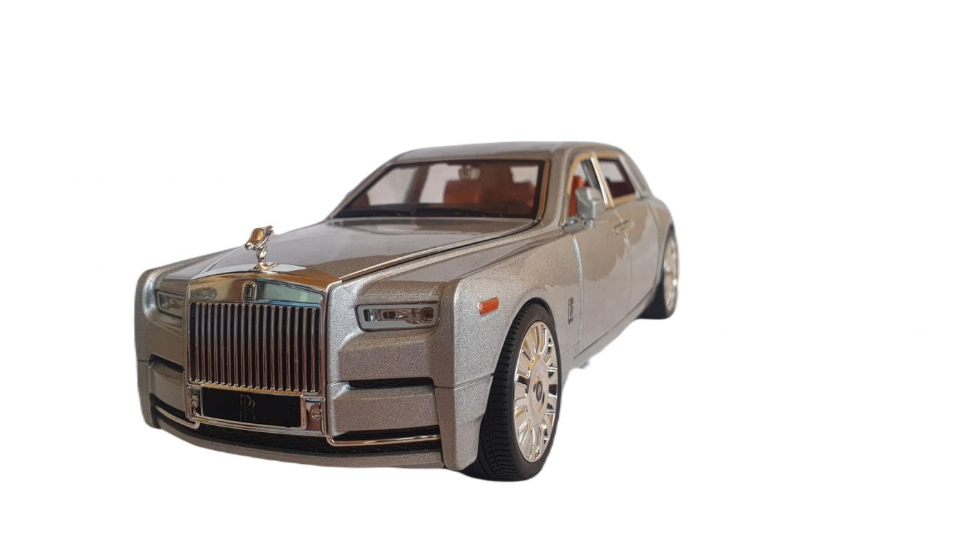 Металлическая модель Rolls-Royce Phantom увеличенная 1:20 25 см. свет звук