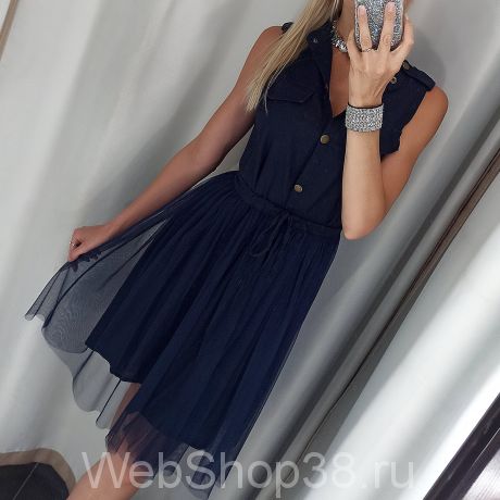 Темно-синее платье с фатином