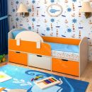 Кровать Малыш Мини 0,7*1,6 м с бортиком и 3-мя выкатными ящиками, Дуб молочный / Оранжевый