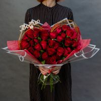 35 красных роз "Красная фантазия"