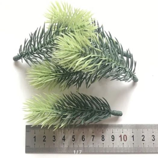 Веточка елки для декора зеленый пластик  10 см 5 шт в уп. (МТ-660-12540)