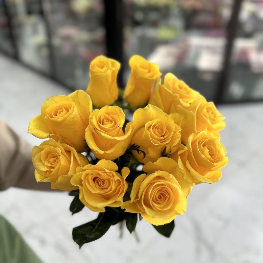 Жёлтая роза из Эквадора Mix (50cм)