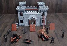 Игровой набор конструктор замок средневековый с фигурками, 127 деталей