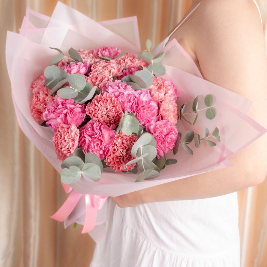 Доставка цветов в Астрахани | BRUTAL.BOUQUET