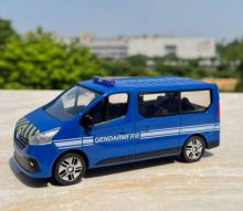 Модель машины коллекционная Renault Trafic 1:43 синяя